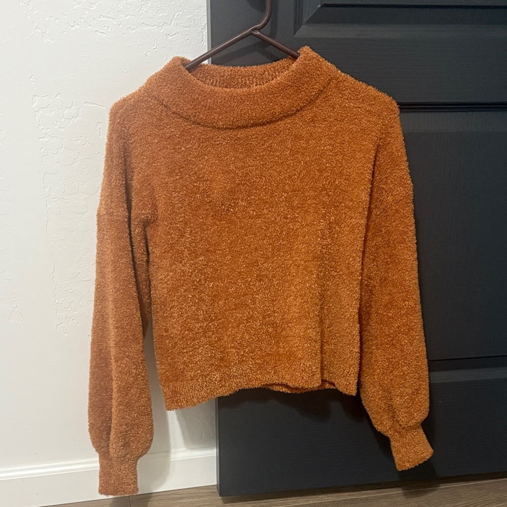 Cozy Women's Turtleneck Sweater in Warm Orange